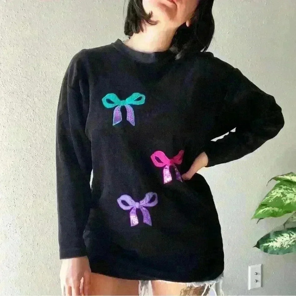 Vintage crewneck velour pullover with sequin bows size small‎ - Picture 11 of 16